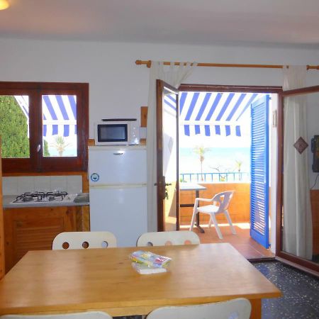 Rentalmar El Capitan Hospitalet De L'Infant Bagian luar foto