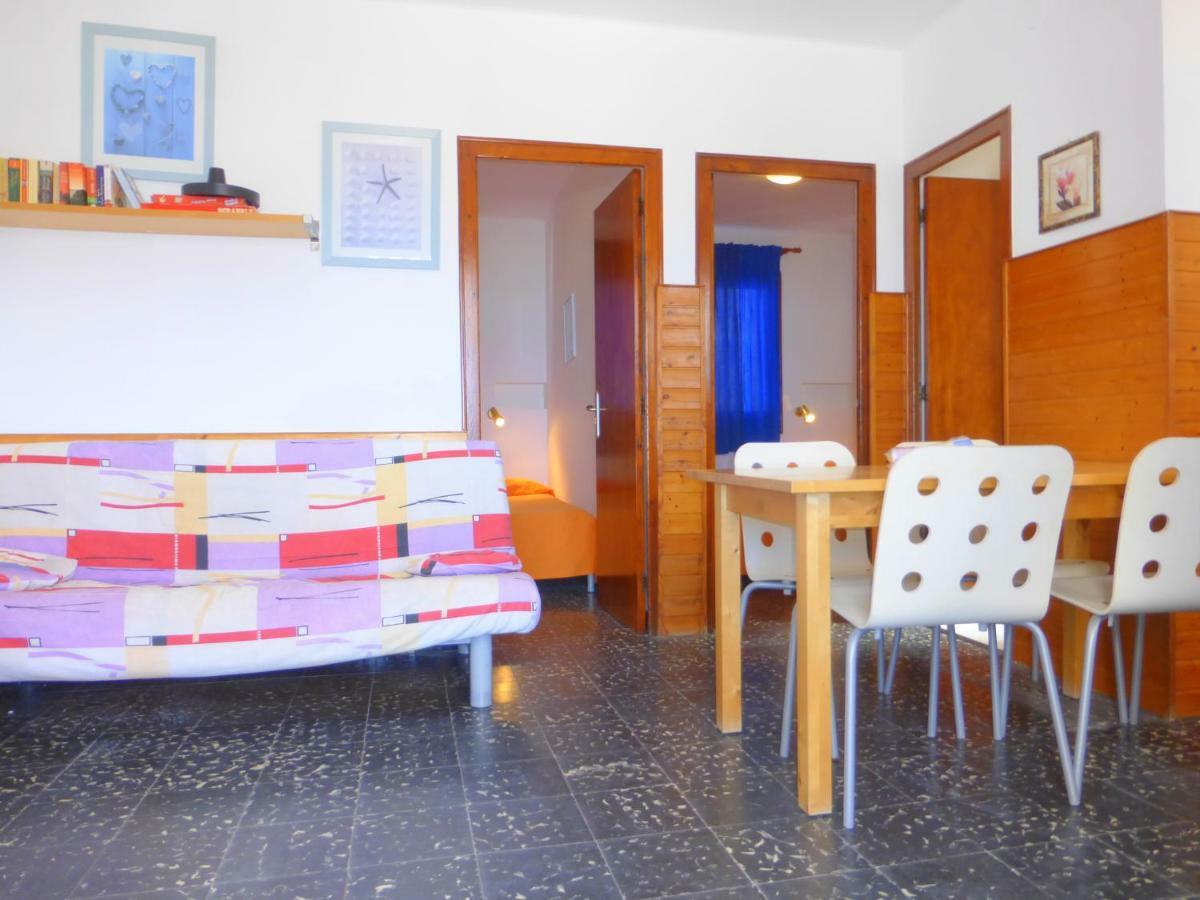 Rentalmar El Capitan Hospitalet De L'Infant Bagian luar foto
