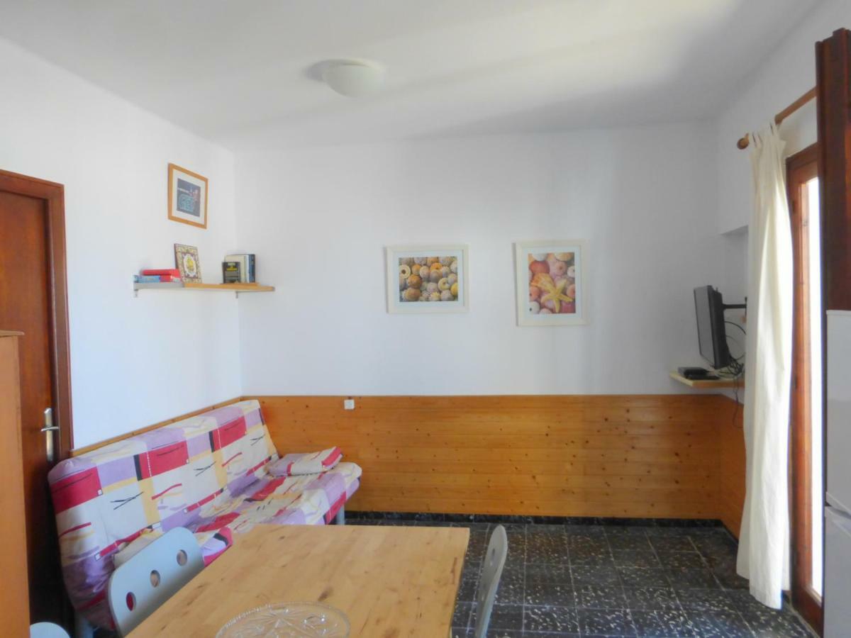 Rentalmar El Capitan Hospitalet De L'Infant Bagian luar foto