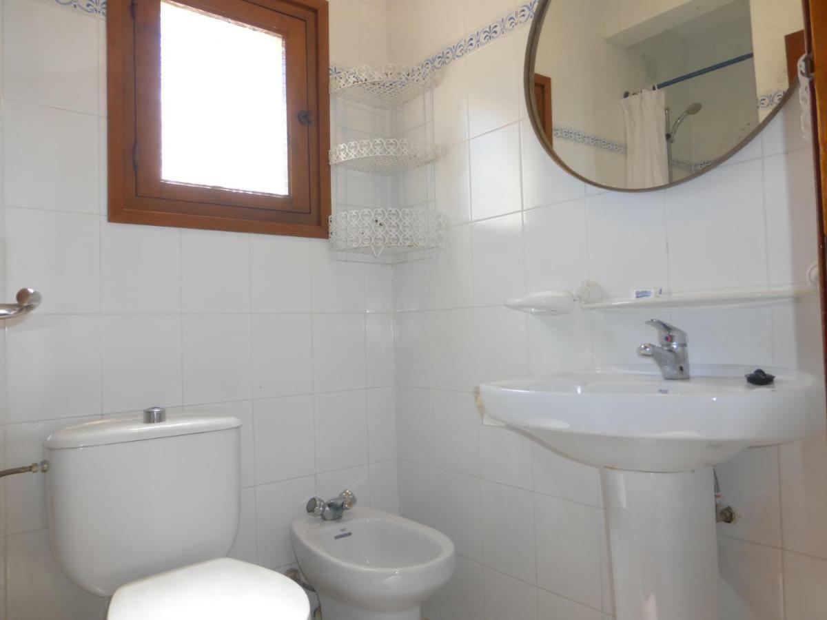 Rentalmar El Capitan Hospitalet De L'Infant Bagian luar foto